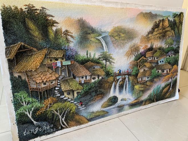 上班是生活下班是夢(mèng)想!56歲保安用樹(shù)枝砂石作畫(huà),網(wǎng)友:屈才了