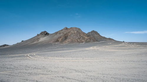 中國(guó)最孤獨(dú)的城市 美得足夠魔幻... 砂石畫(huà)